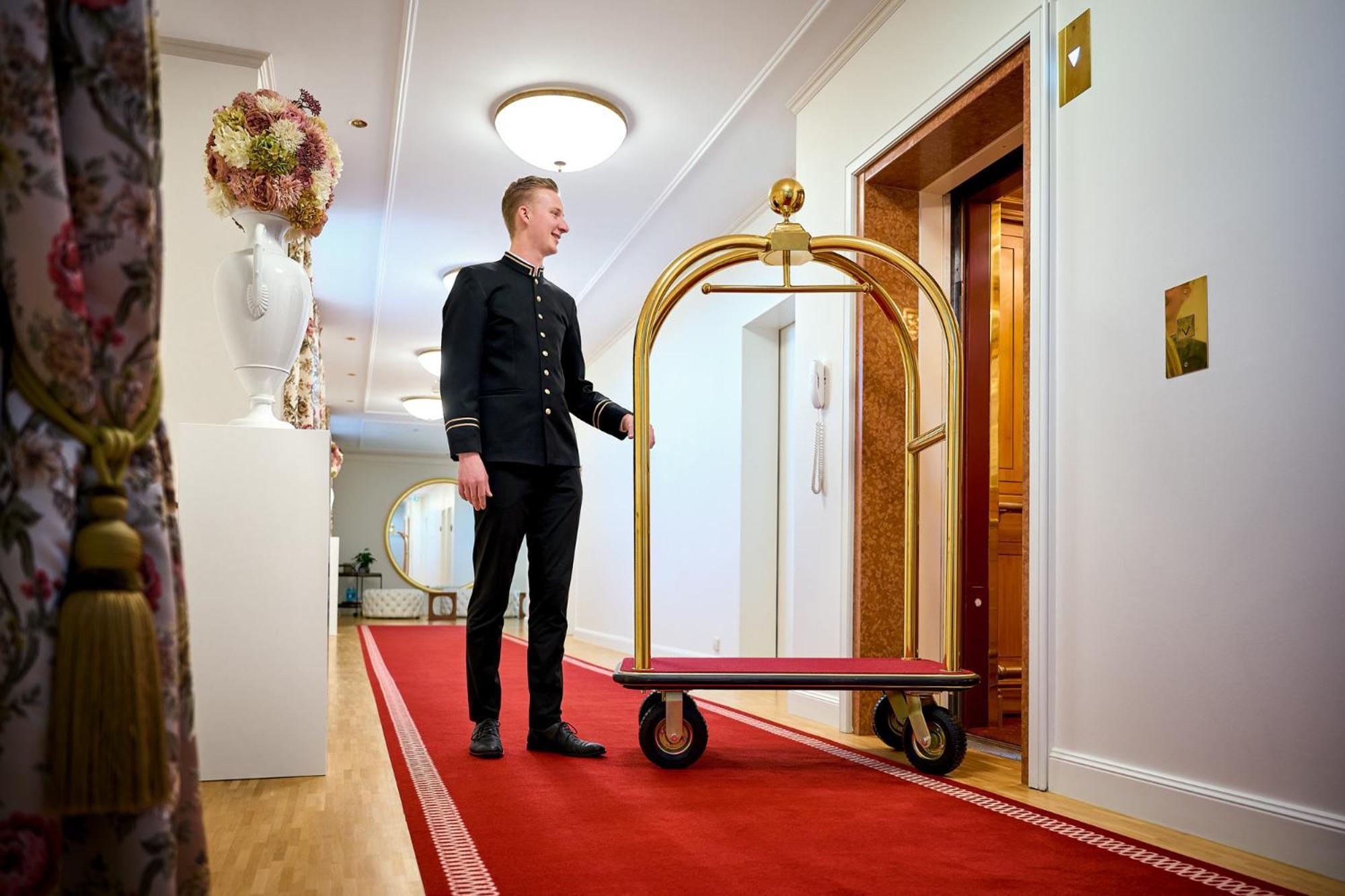 Parkhotel 5*